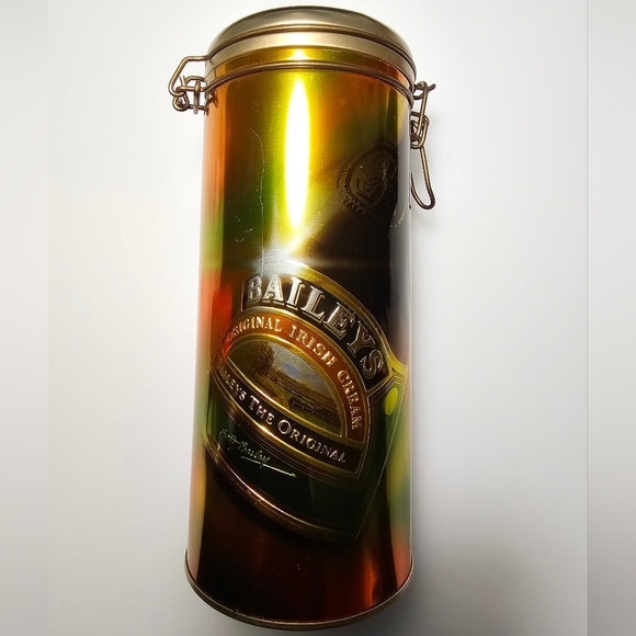 Vintage Baileys Original Irish Cream Metal Tin Canister - Picture 10 of 13